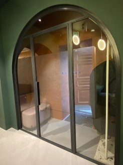 Перегородка арочного типа в офис. 