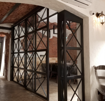 Винный ресторан Н.С. Михалкова “Dodici Wine & Kitchen” 