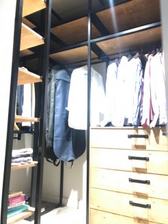 Распашная перегородка/ гардеробный шкаф