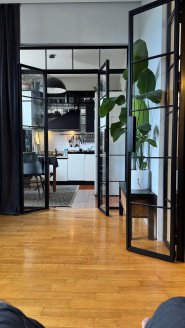 Распашные перегородки в тонком профиле  для современного интерьера