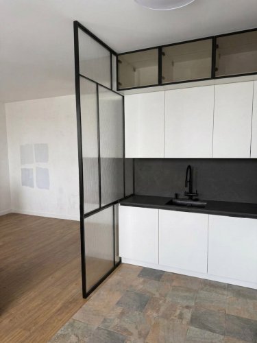 Стационарная перегородка с рифлёным стеклом