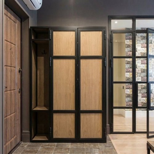 Гардеробный шкаф лофт в прихожую