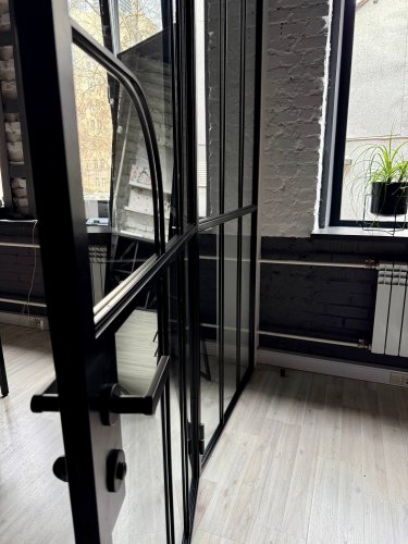 Арочная распашная перегородка / Доступна к просмотру у нас в шоуруме