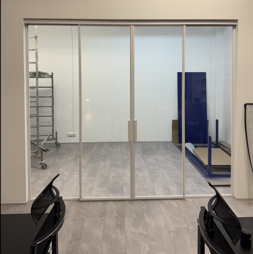 Раздвижная перегородка для офиса