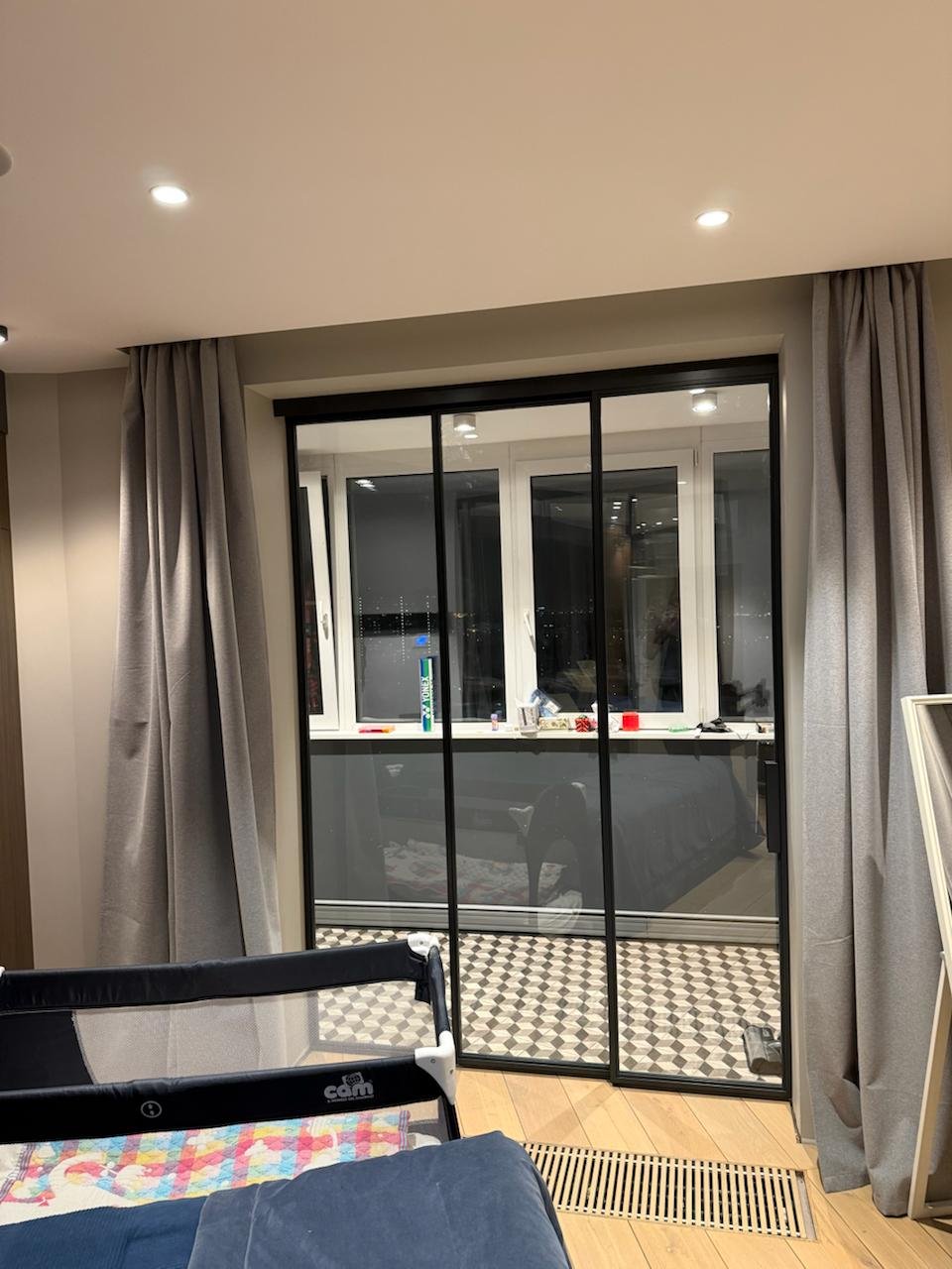 Каскадные перегородки в квартиру